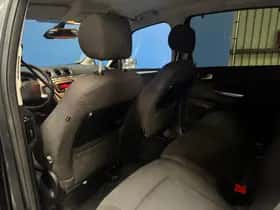 Ford S-Max (2007) thumbnail 15
