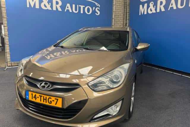 Hyundai i40 (2012) thumbnail 1