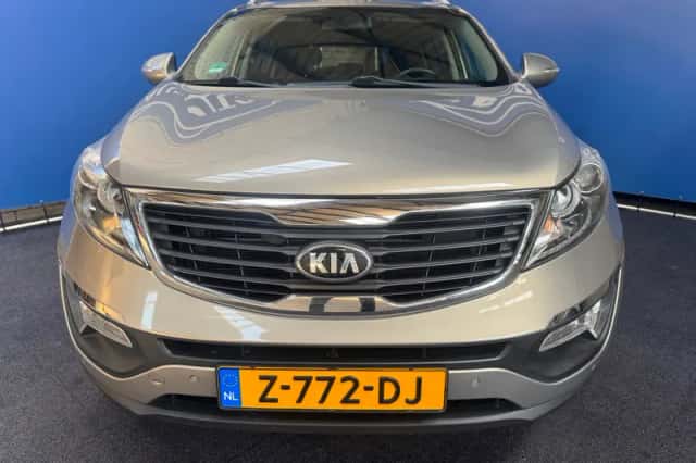 Kia Sportage (2012) thumbnail 4
