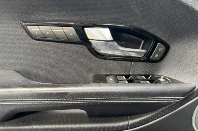 Land Rover Range Rover Evoque (2012) thumbnail 20