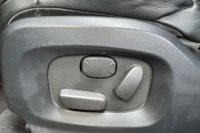 Land Rover Range Rover Evoque (2012) thumbnail 22