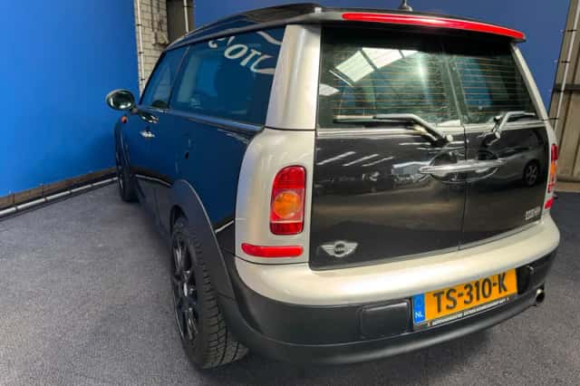 MINI Clubman (2009) thumbnail 7