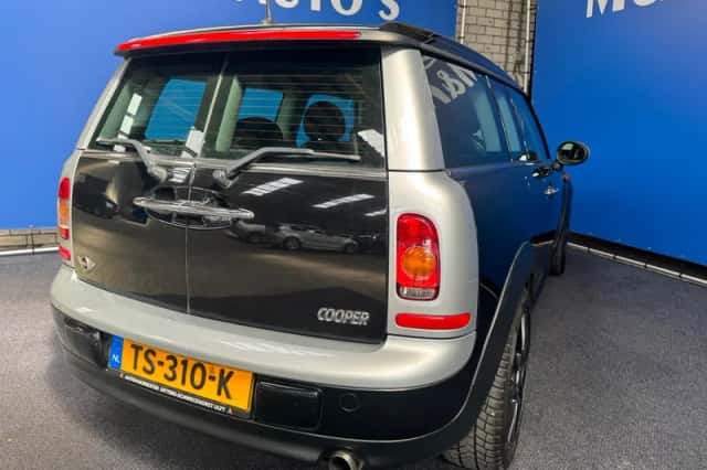 MINI Clubman (2009) thumbnail 8