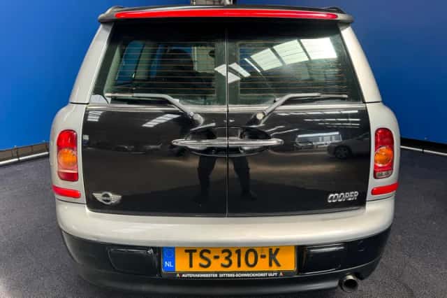 MINI Clubman (2009) thumbnail 10