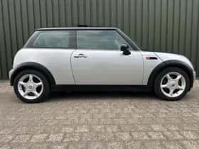MINI Mini (2003) thumbnail 6