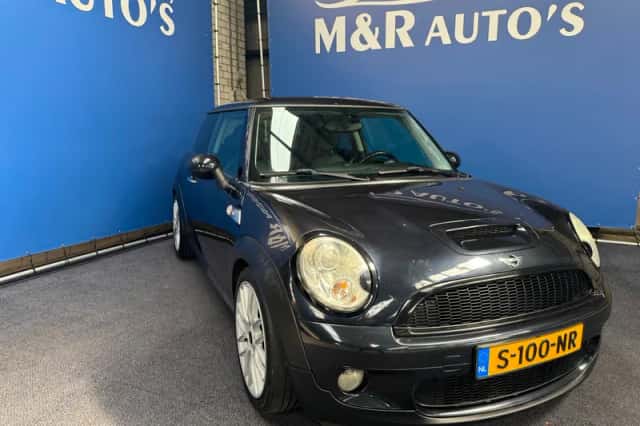 MINI Mini (2009) thumbnail 2