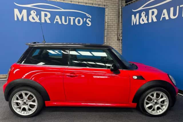 MINI Mini (2007) thumbnail 6