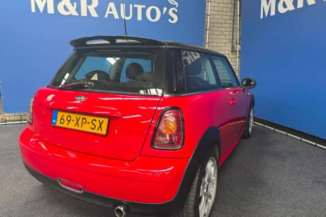 MINI Mini (2007) thumbnail 8