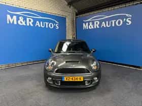 MINI Cabrio (2011) thumbnail 4