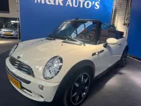 MINI Cabrio (2008) thumbnail 11