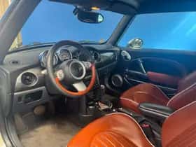 MINI Cabrio (2008) thumbnail 19