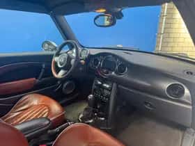 MINI Cabrio (2008) thumbnail 20