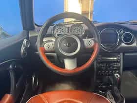 MINI Cabrio (2008) thumbnail 21