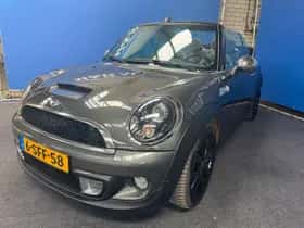 MINI Cabrio (2013) thumbnail 12