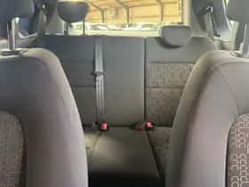 Mitsubishi Colt (2009) thumbnail 15
