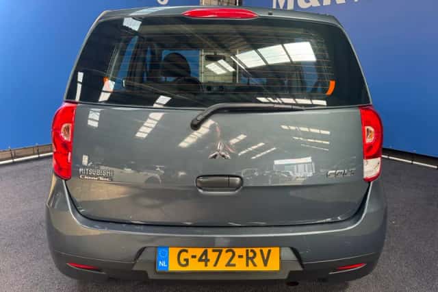 Mitsubishi Colt (2009) thumbnail 8