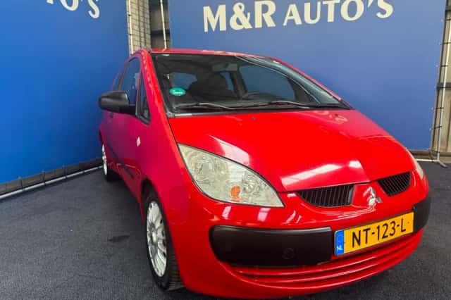 Mitsubishi Colt (2008) thumbnail 2