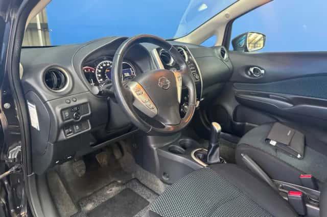 Nissan Note (2016) thumbnail 12