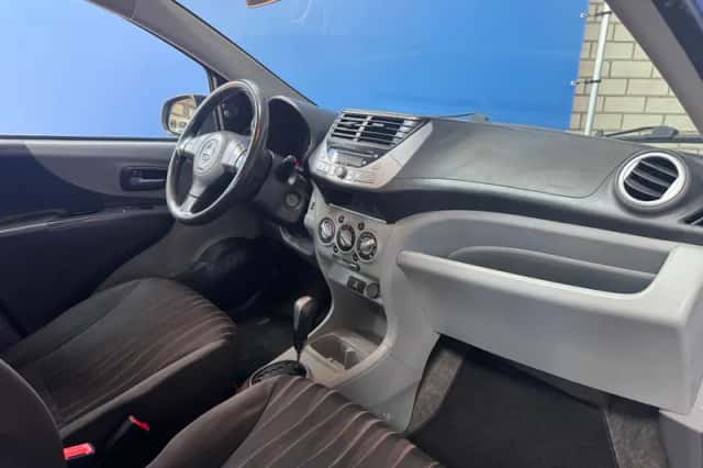 Nissan PIXO (2009) thumbnail 13