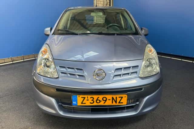 Nissan PIXO (2009) thumbnail 4