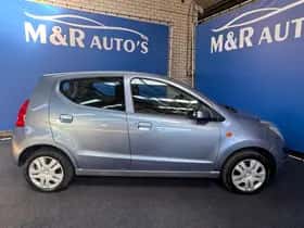 Nissan PIXO (2009) thumbnail 6