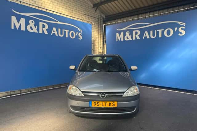 Opel Corsa (2003) thumbnail 3