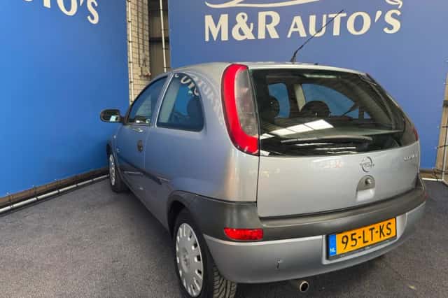 Opel Corsa (2003) thumbnail 7
