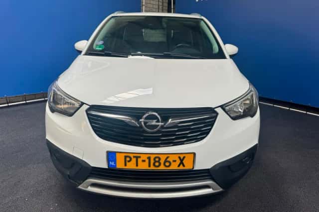 Opel Crossland X (2017) thumbnail 4