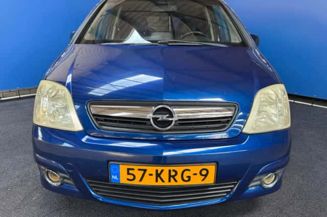 Opel Meriva (2010) thumbnail 4