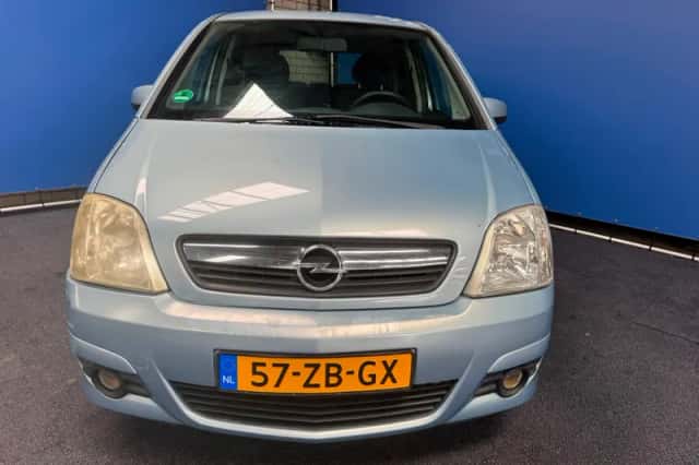 Opel Meriva (2007) thumbnail 4