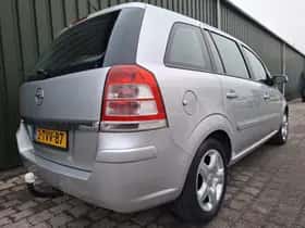 Opel Zafira (2008) thumbnail 8
