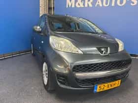 Peugeot 107 (2009) thumbnail 2
