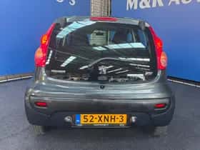 Peugeot 107 (2009) thumbnail 10