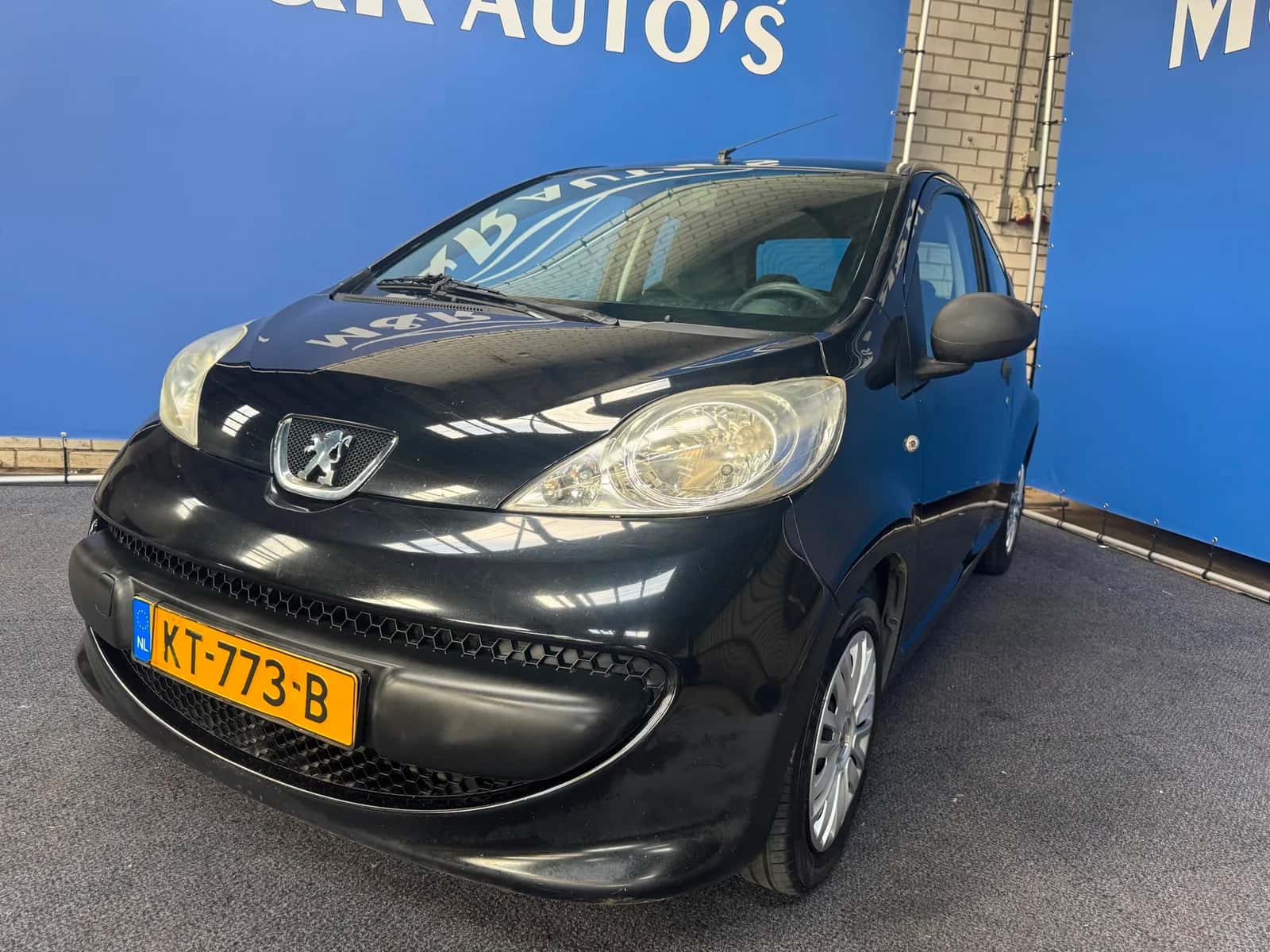 Peugeot 107 (2008) — foto 1