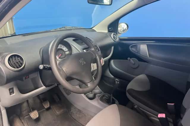 Peugeot 107 (2008) thumbnail 12