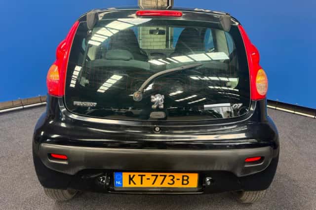Peugeot 107 (2008) thumbnail 10