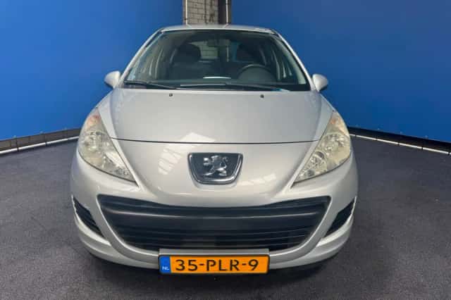 Peugeot 207 (2010) thumbnail 4