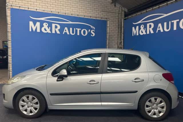 Peugeot 207 (2010) thumbnail 5