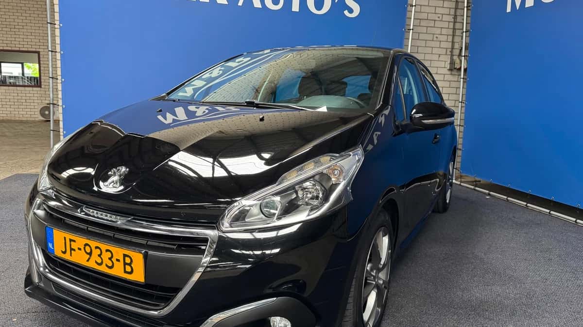 Peugeot 208 (2016) — foto 1