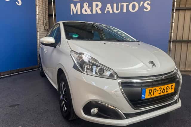 Peugeot 208 (2017) thumbnail 2