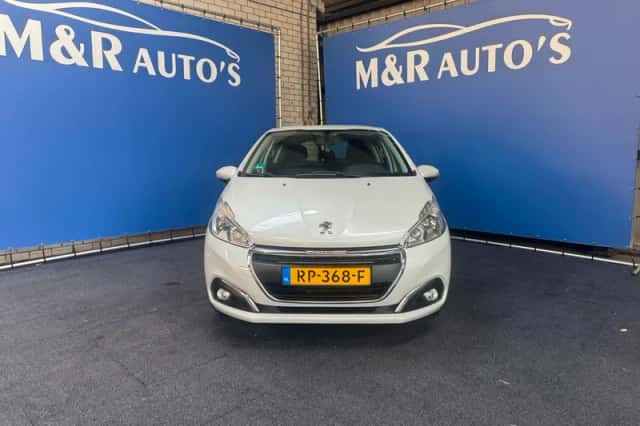 Peugeot 208 (2017) thumbnail 3