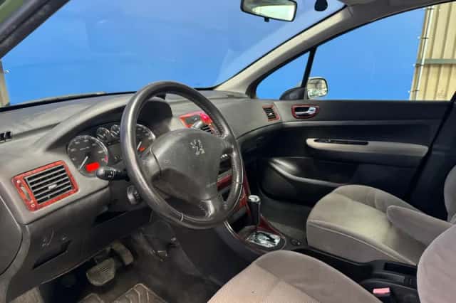 Peugeot 307 (2006) thumbnail 12