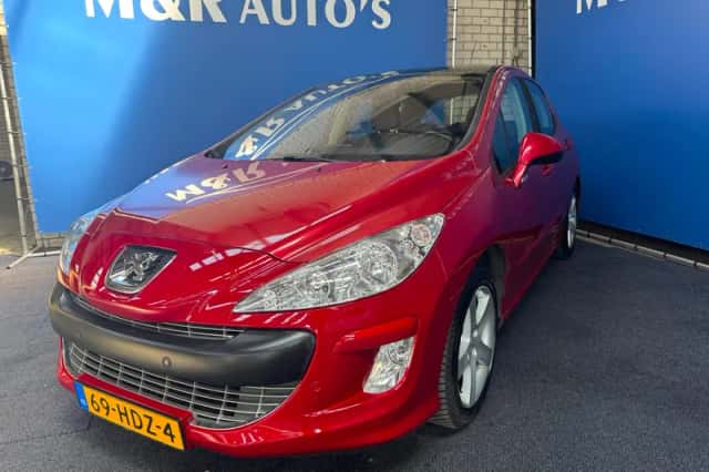 Peugeot 308 (2008) thumbnail 1
