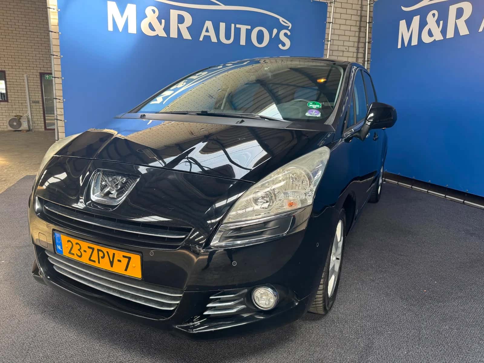 Peugeot 5008 (2013) — foto 1