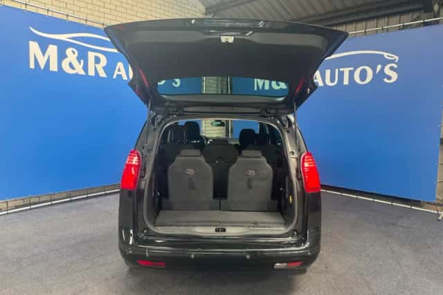 Peugeot 5008 (2013) thumbnail 11
