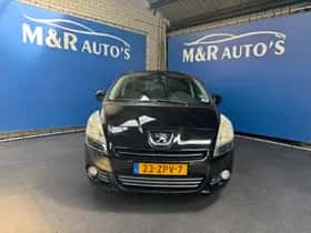 Peugeot 5008 (2013) thumbnail 4