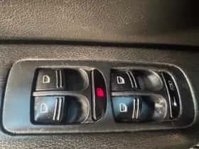 Porsche Cayenne (2005) thumbnail 22