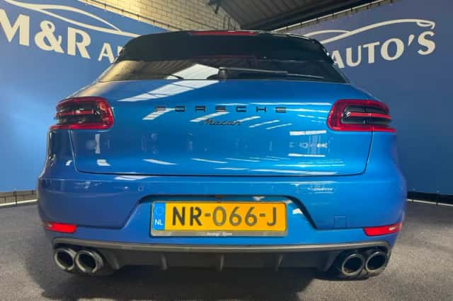 Porsche Macan (2017) thumbnail 10