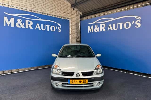 Renault Clio (2002) thumbnail 3