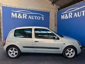 Renault Clio (2002) thumbnail 6